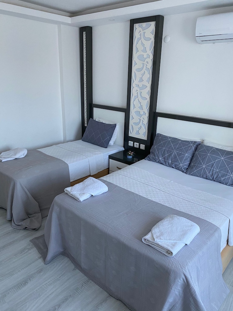Family Twin Room