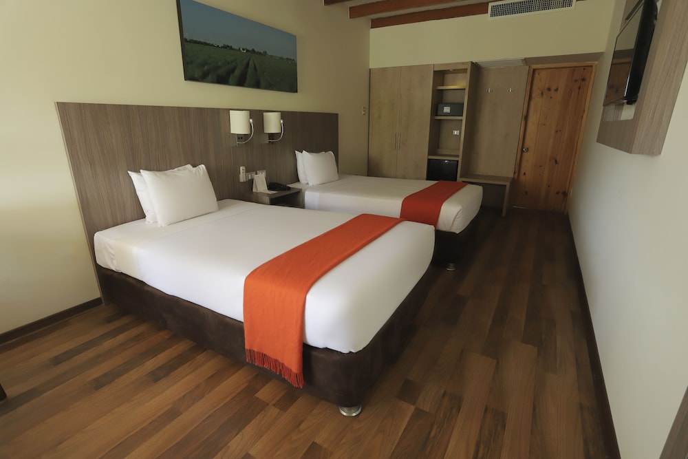 Superior Room, 2 Double Beds
