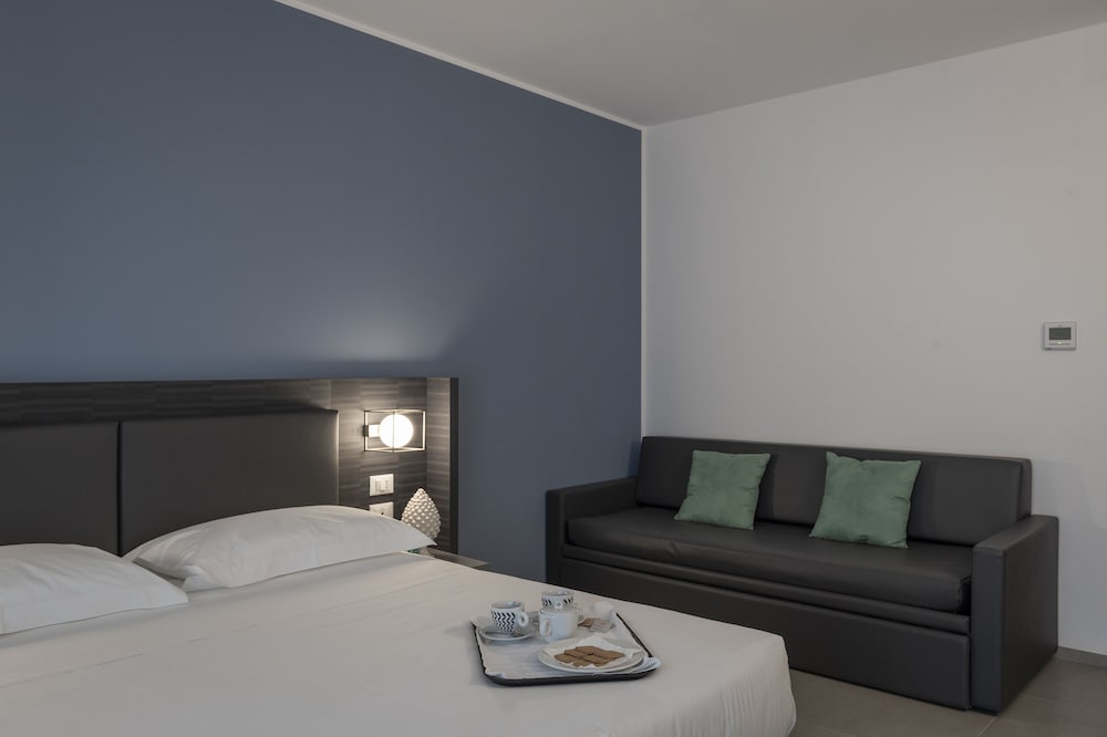 Junior Suite, Sea View - Photo 17