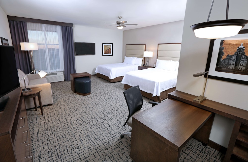 Studio, 2 Queen Beds, Accessible, Bathtub (Mobility & Hearing) photo 2