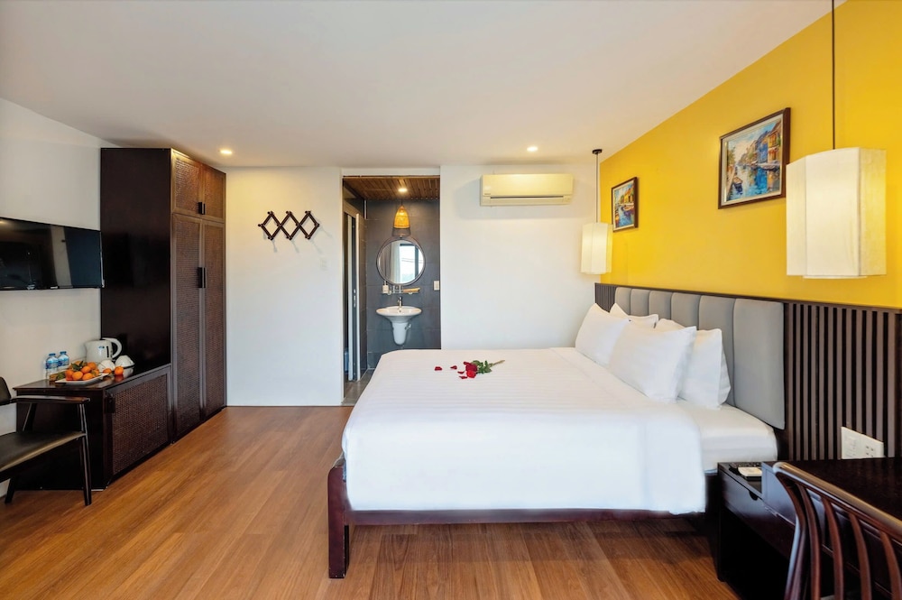 Deluxe Double Room, Balcony photo 3