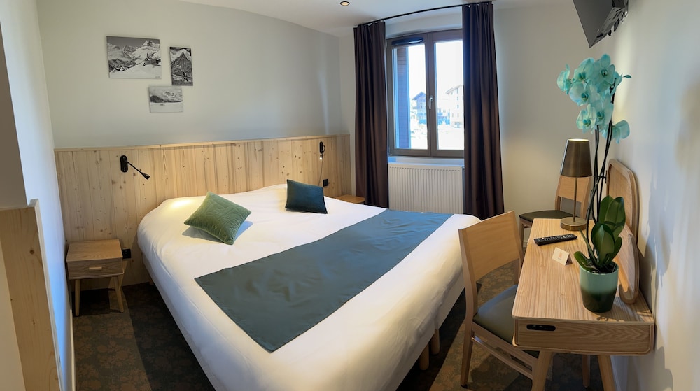 Standard Double or Twin Room - Photo 1