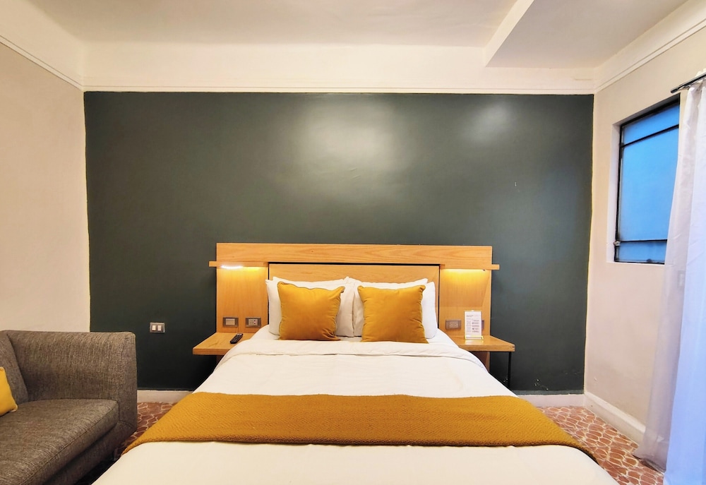 Standard Room, 1 Double Bed, Private Bathroom - Photo 18