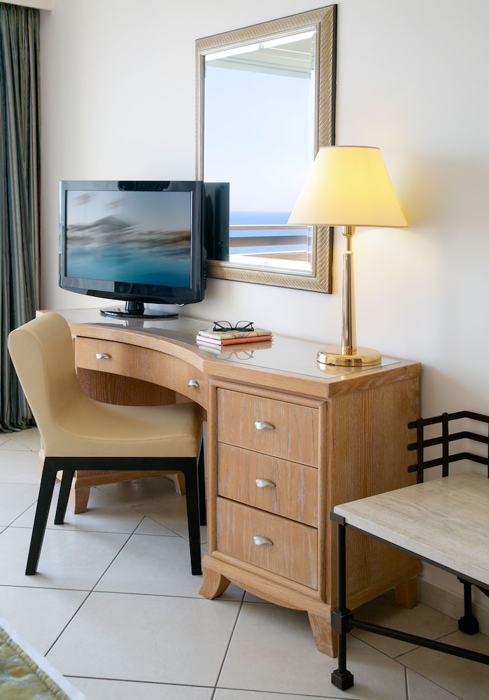 Superior Twin/Double Room Sea View - Photo 4