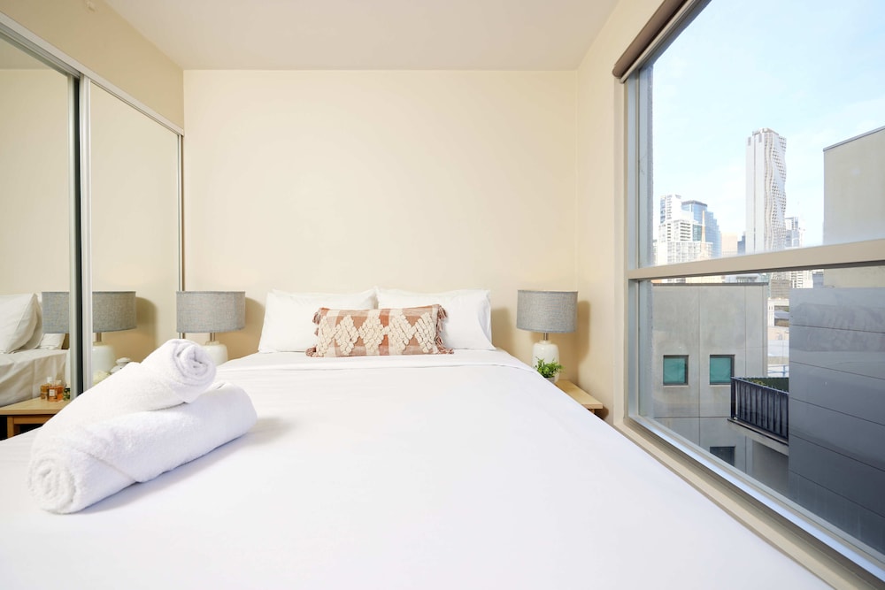 Studio Apartment - Photo 10