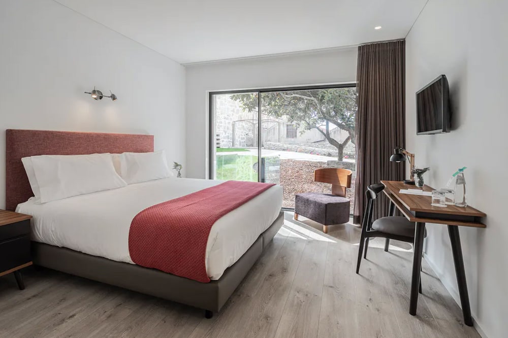 Double or Twin Room (Calé Room) - Photo 3