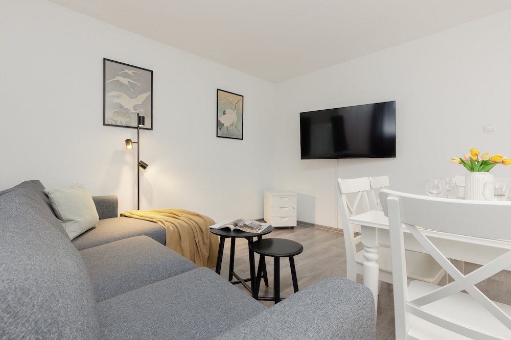 Apartment, 3 Bedrooms, 2 Bathrooms