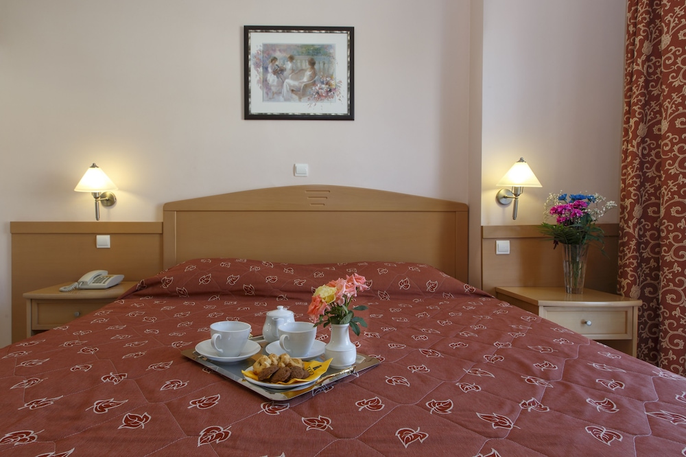 Standard Double Room, City View (Building 1 & Building 2) - Photo 1