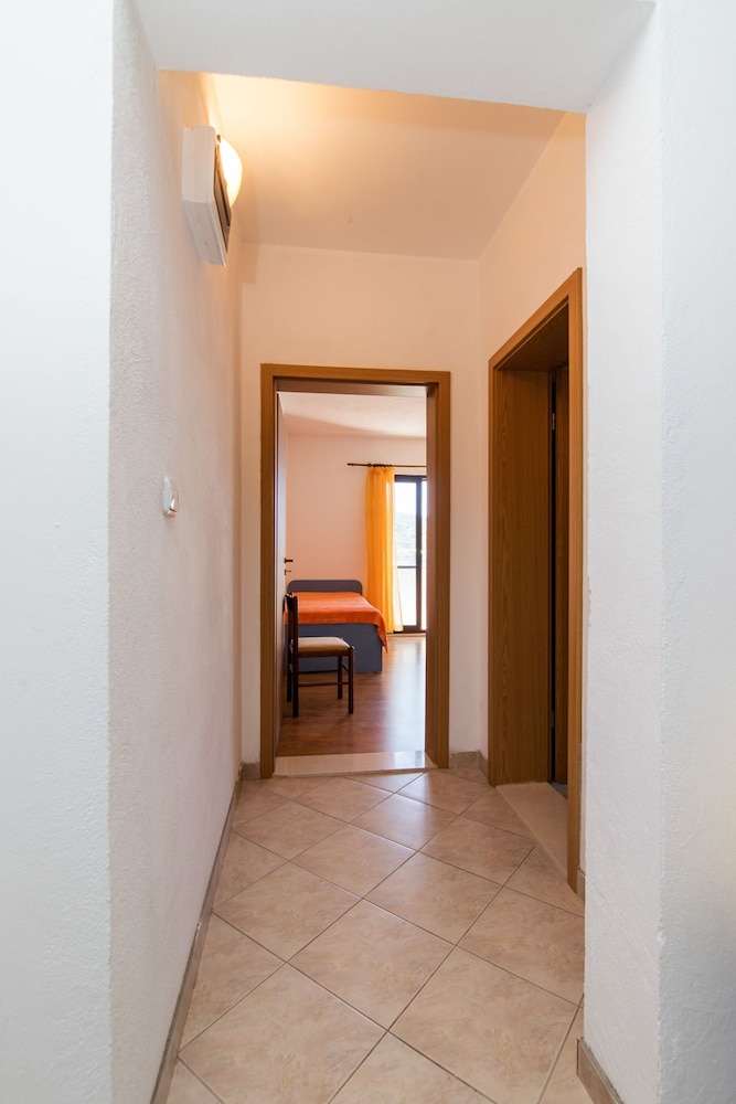 Apartment (A1) photo 3