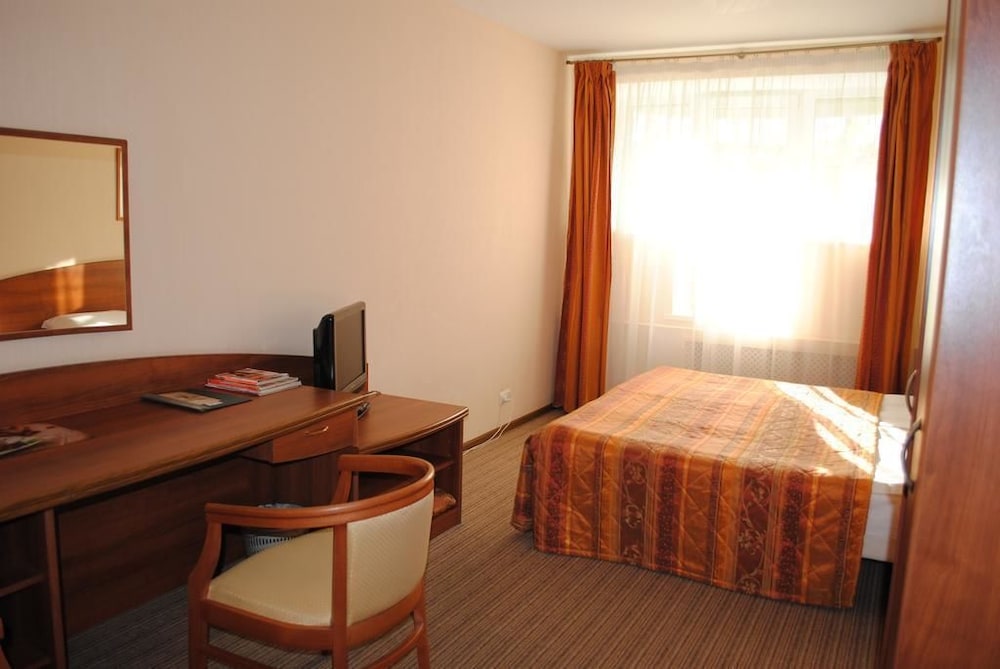 Standard Double or Twin Room photo 3