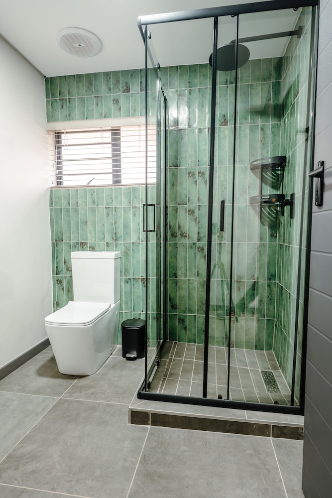 Executive Apartment - Photo 7
