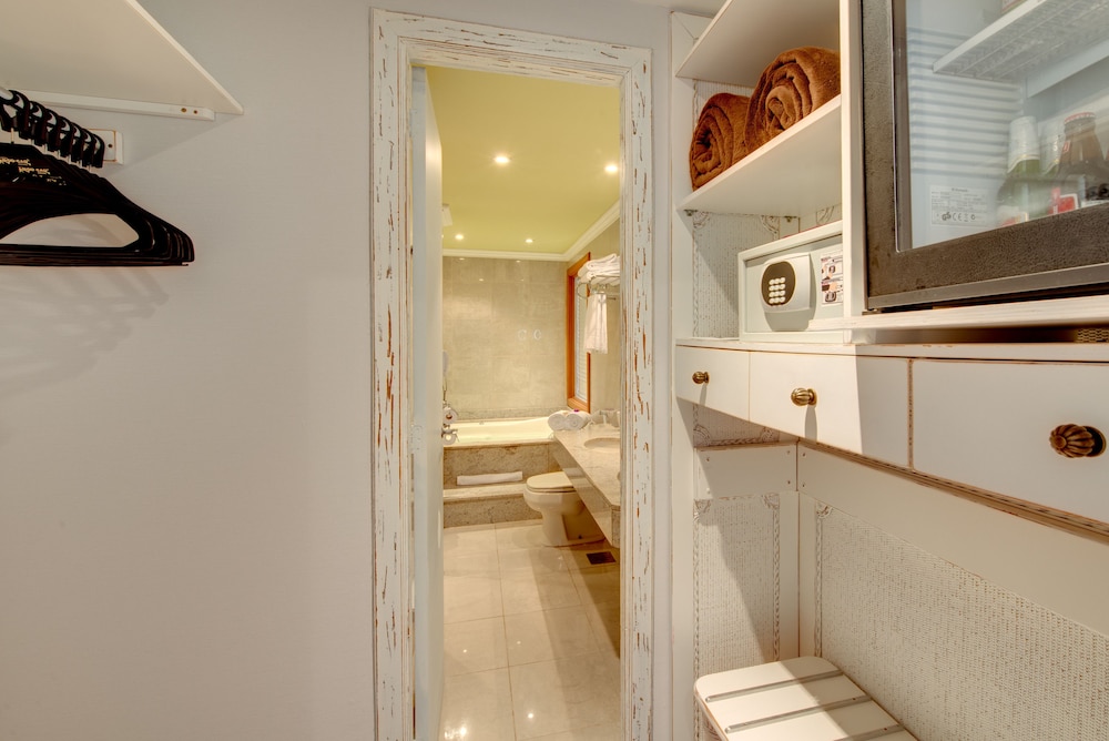 Junior Suite - Photo 2