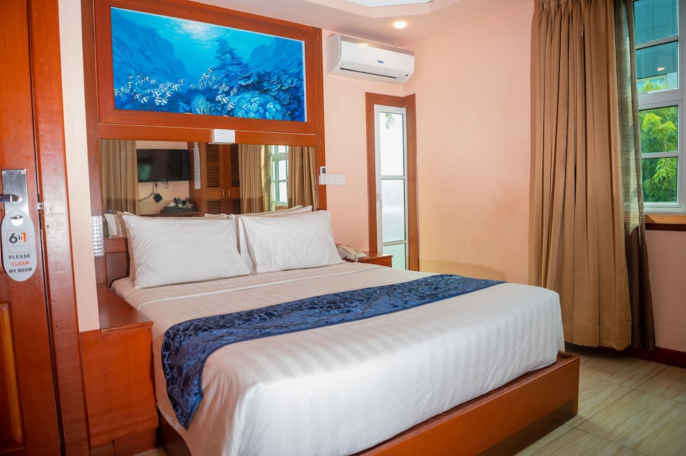 Superior Room - Photo 7