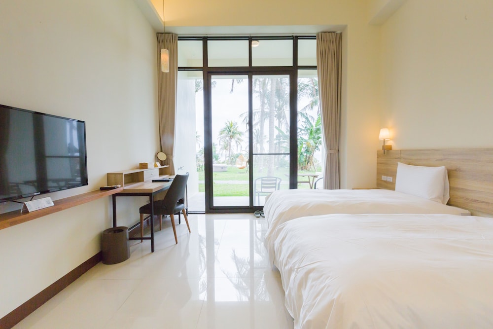 Superior Twin Room, 2 Twin Beds, Sea View