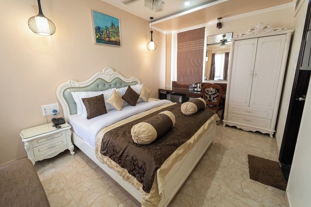 Premium Deluxe Room With Bath Tub - Photo 5