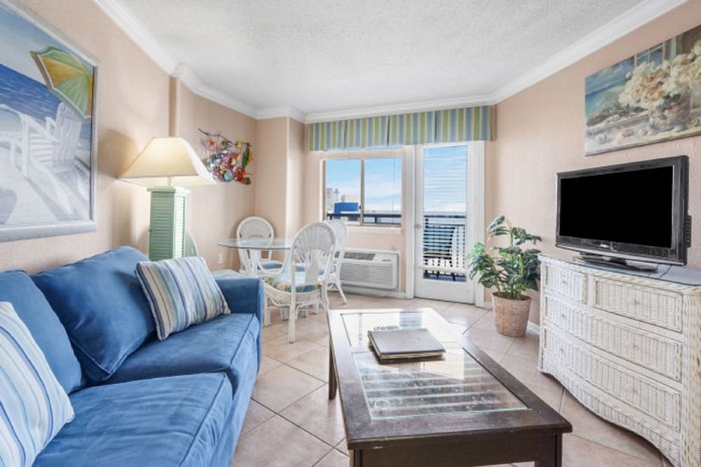 Condo, 1 Bedroom, Balcony, Ocean View (1303)