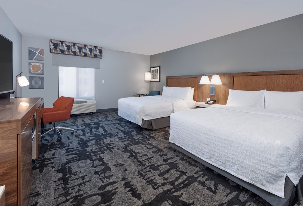 Room, 2 Queen Beds, Accessible, Non Smoking - Photo 4