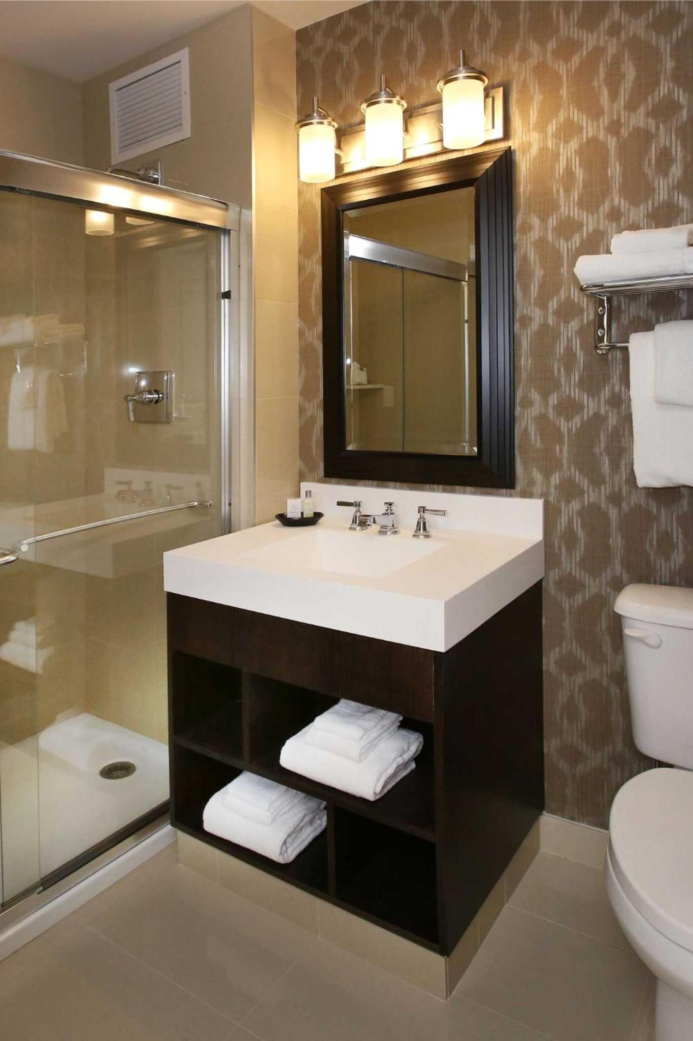 Coral Junior Suite Two Queens Smoking photo 3