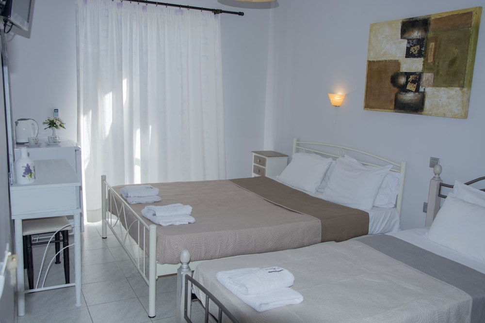 Triple Room, Balcony, Garden View