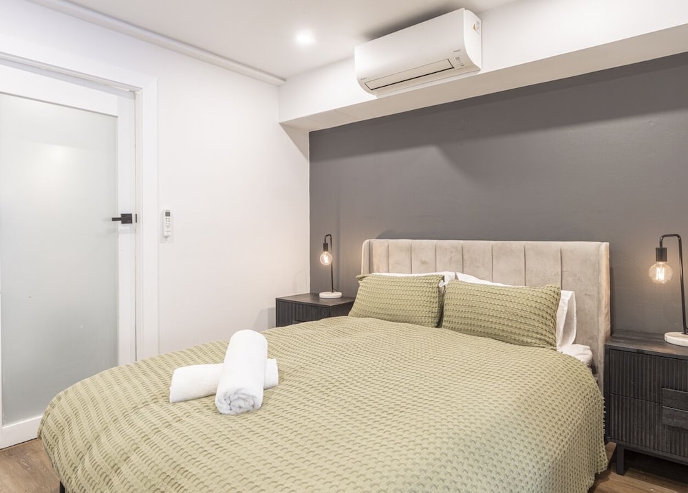 Studio, 1 Queen Bed