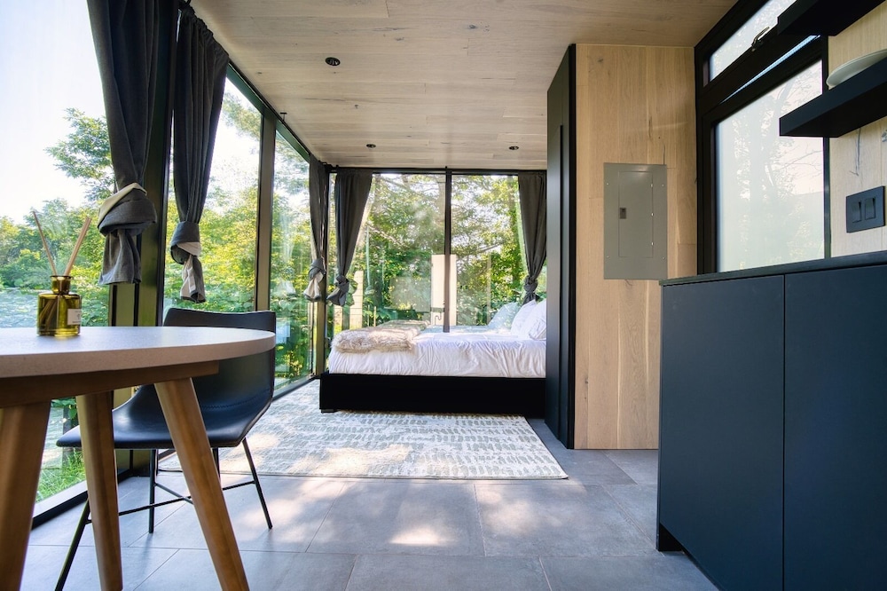 Luxury Cabin, Garden View, Mountainside