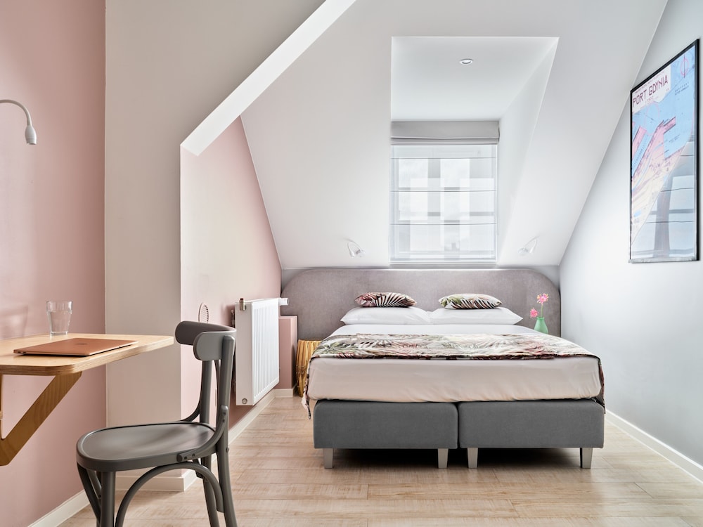 Economy Double Room (vaulted ceiling) - Photo 1