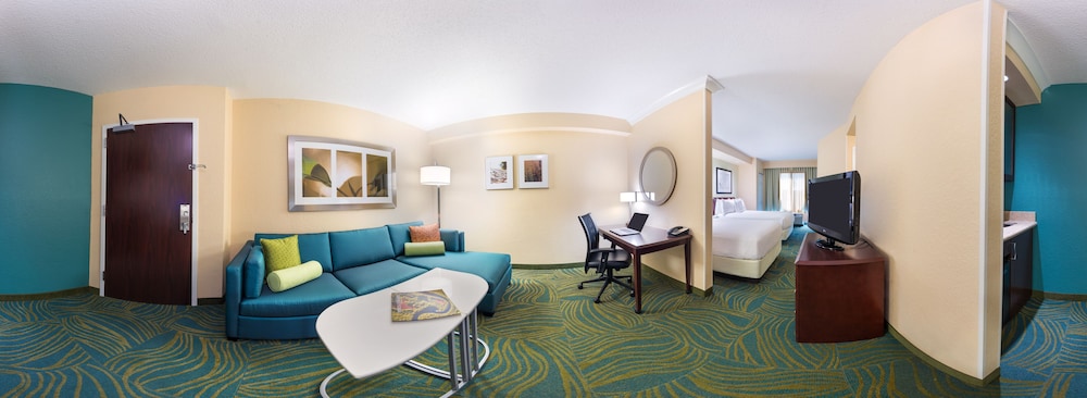 Suite, Multiple Beds - Photo 3