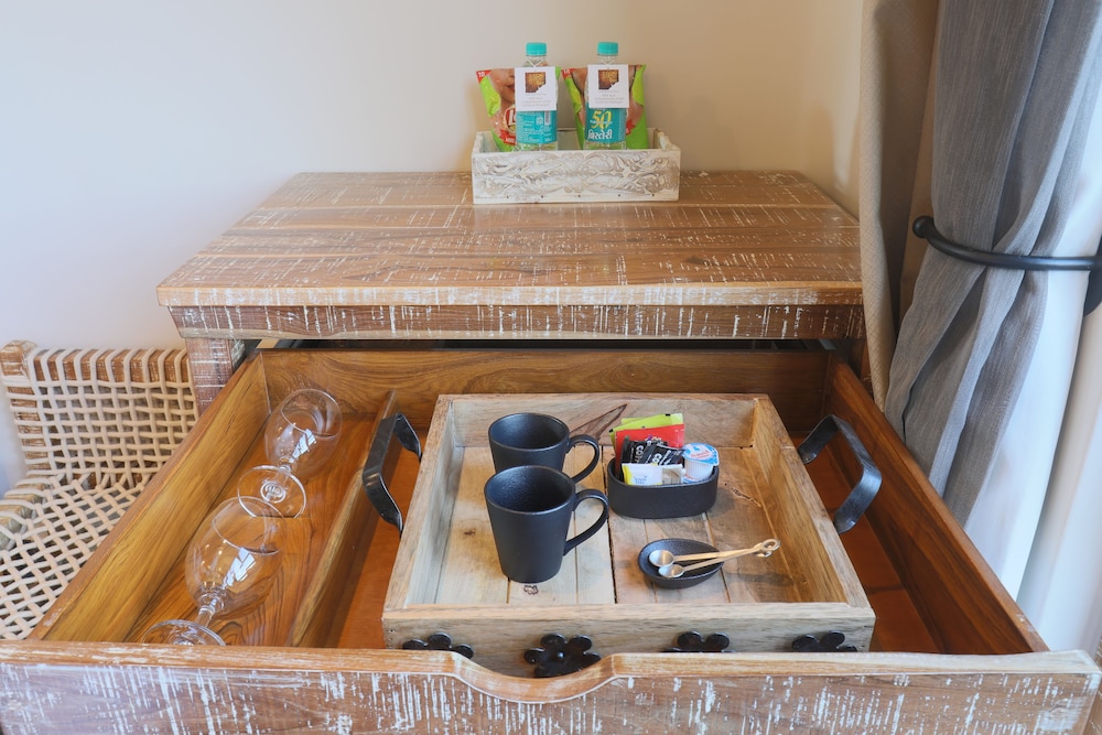 3102 Suite With Jacuzzi & Deck(Sleeps 4) - Photo 1