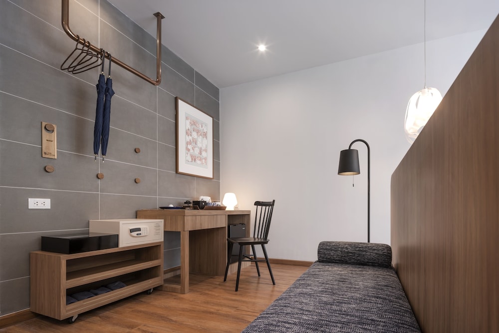 Super Deluxe Room - with Outdoor Bathtub and Large Bathroom Area, Top Floor