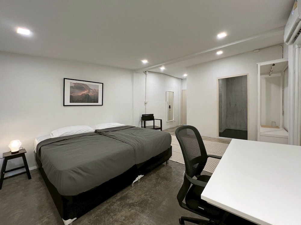 Business Double Room photo 2