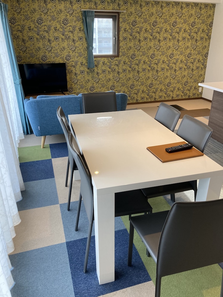 Standard Suite - Photo 15