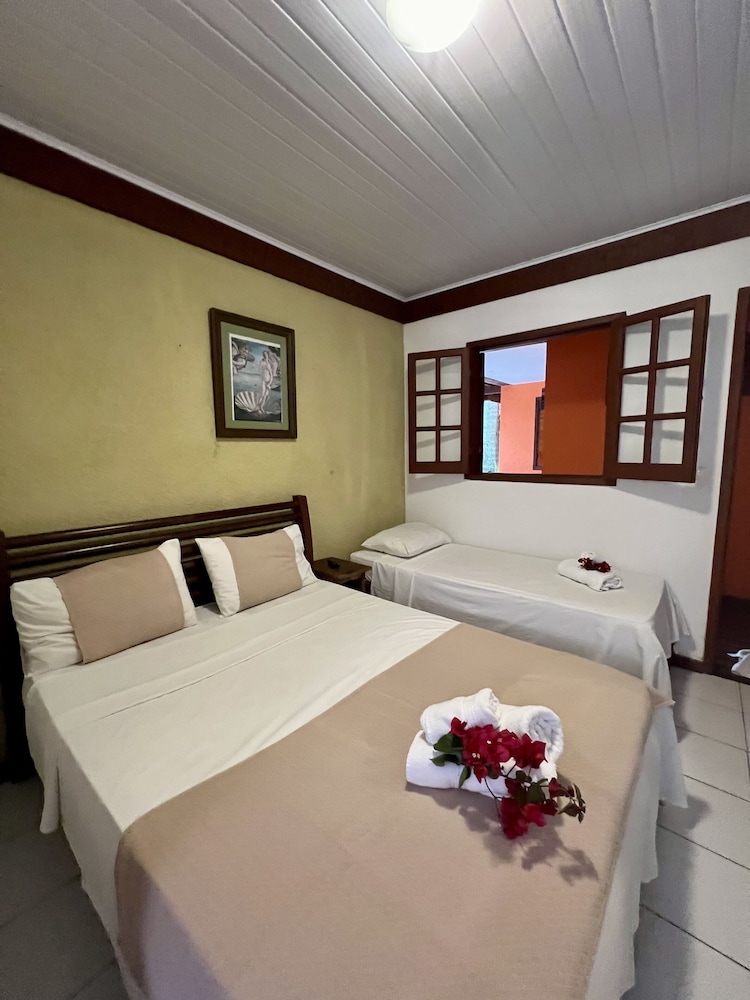 Economy Triple Room photo 3