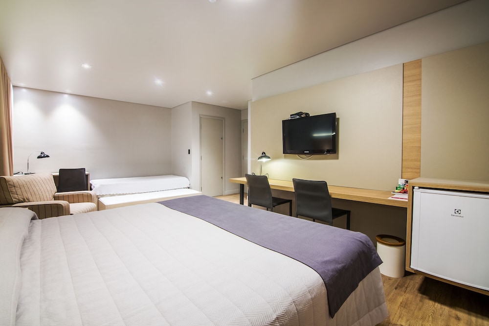 Luxury Suite, 1 King Bed photo 1