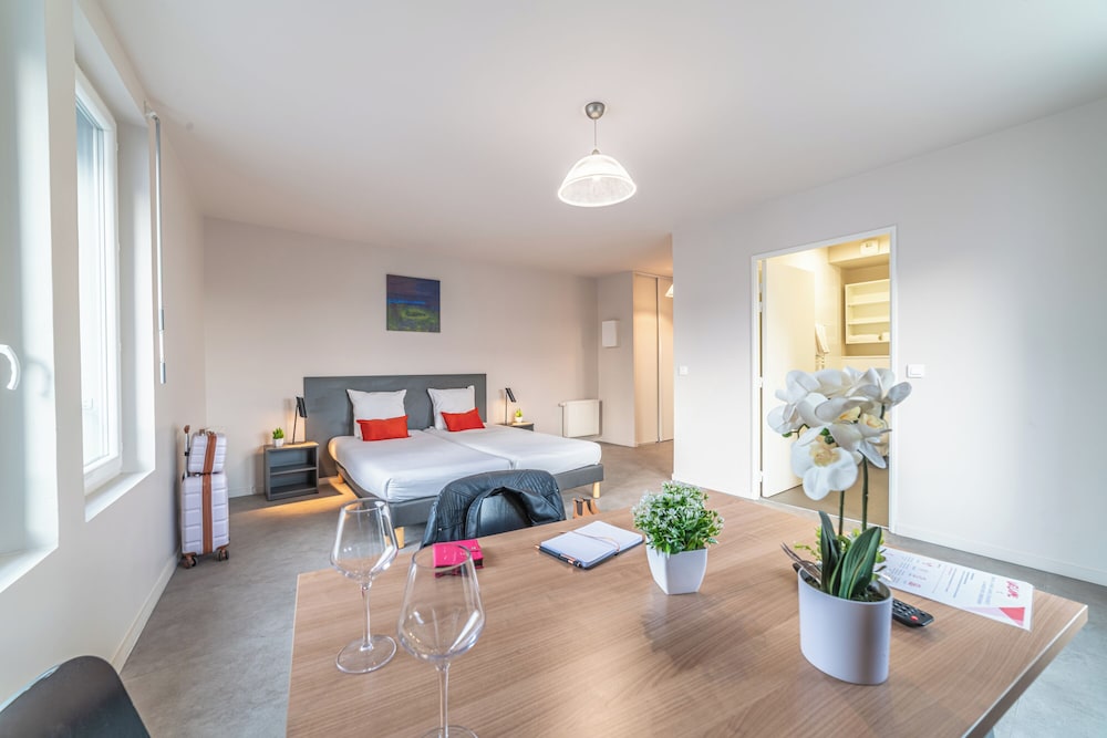 Comfort Studio, 2 Twin Beds, Non Smoking
