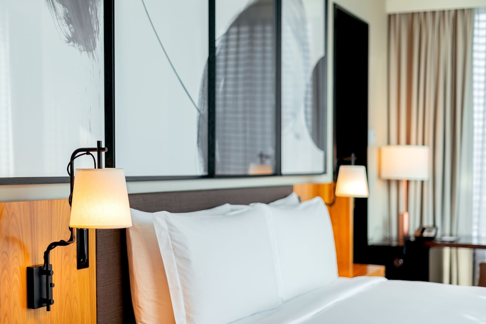 Luxury Suite, 1 Double Bed thumbnail 6