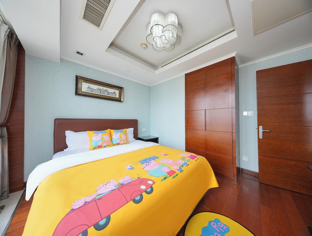 Parent-child Three-bed Six-person Room photo 3