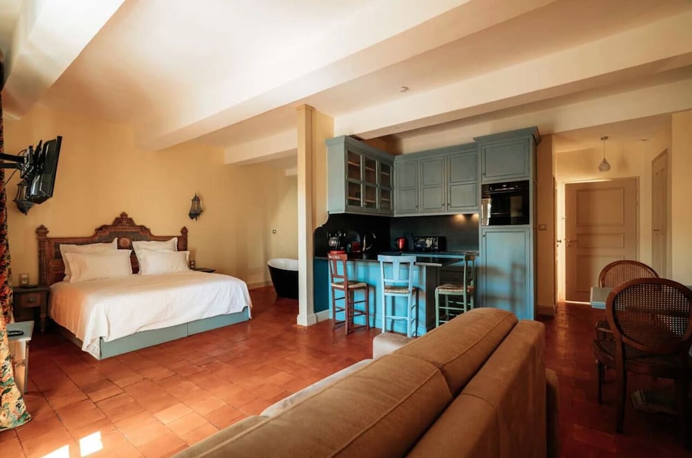 Romantic Apartment, 1 Bedroom, City View photo 3