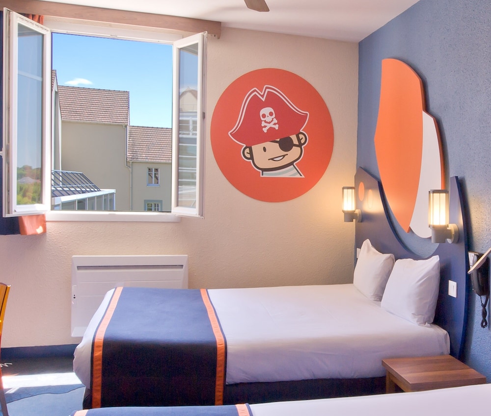 Room for 6, single beds,  with access to aquapark photo 3