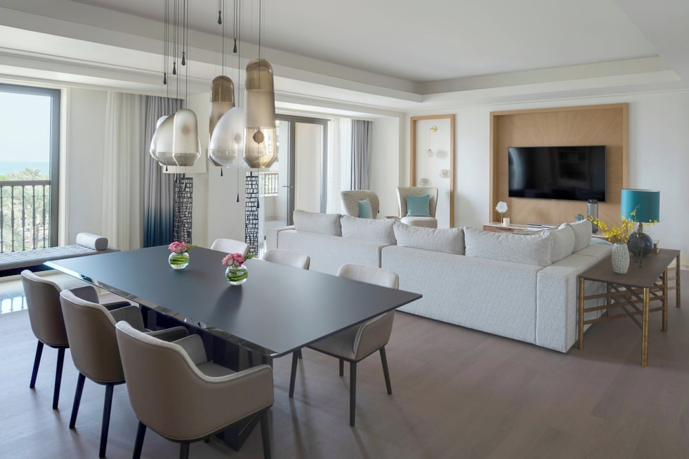 Suite, 1 King Bed, Beach View (Imperial) - Photo 11