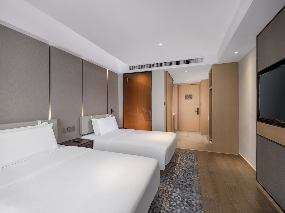 2 Single Standard High Floor