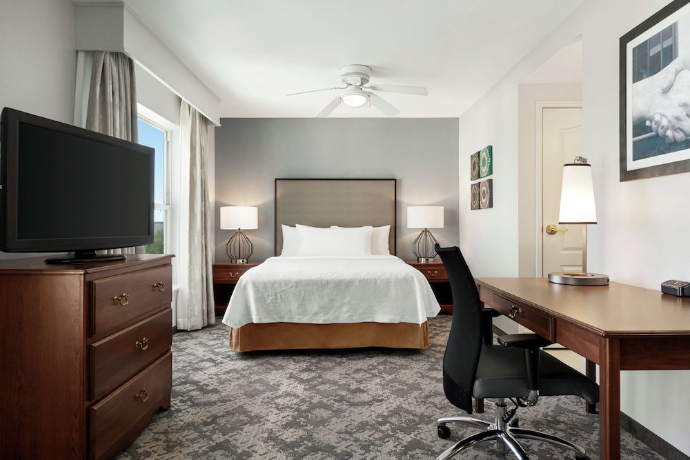 Suite, 1 Bedroom, Non Smoking - Photo 2