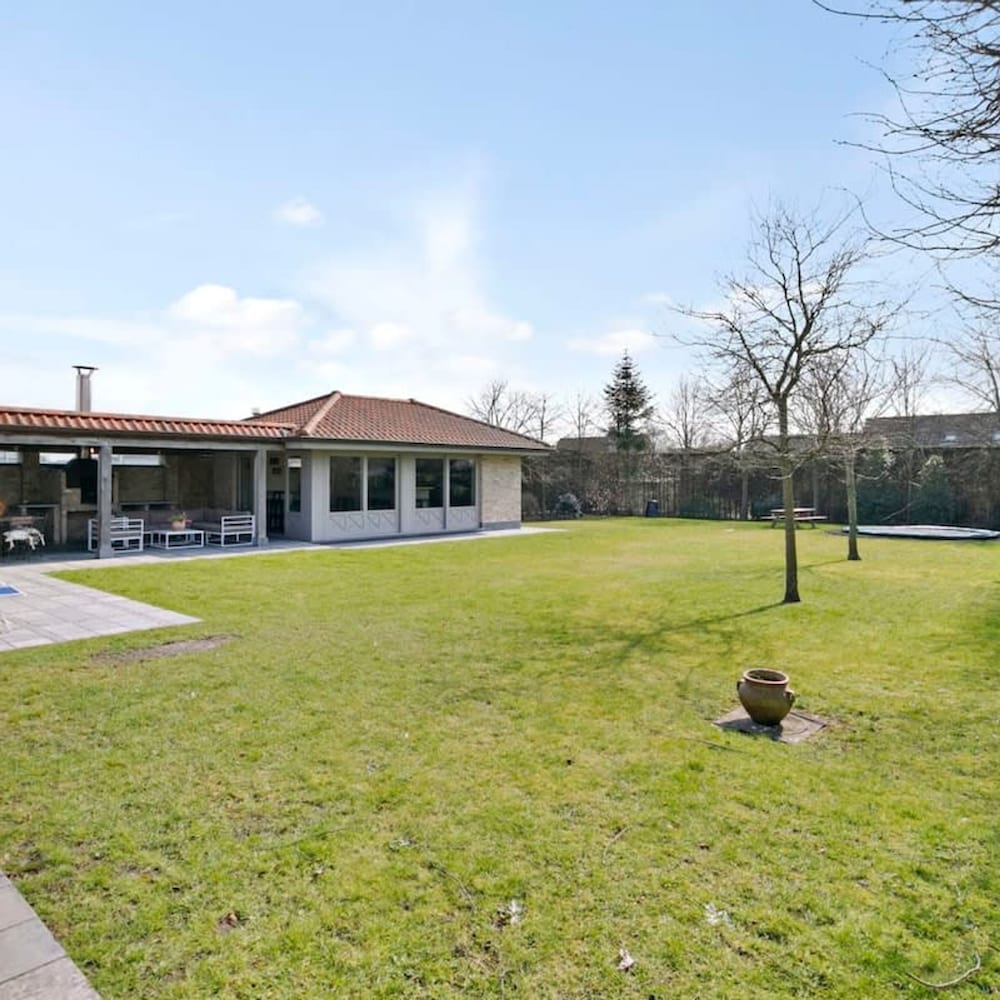 Spectacular holiday-villa with lounge-area and bar, Fotografia 5