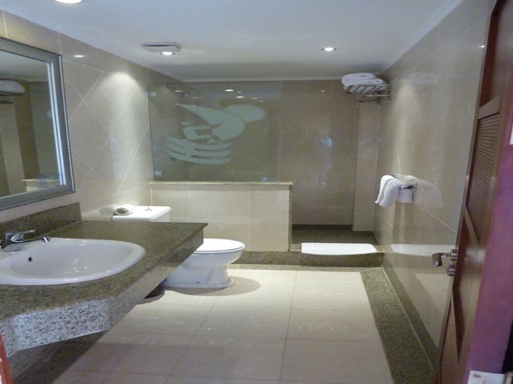Family Quadruple Room photo 2