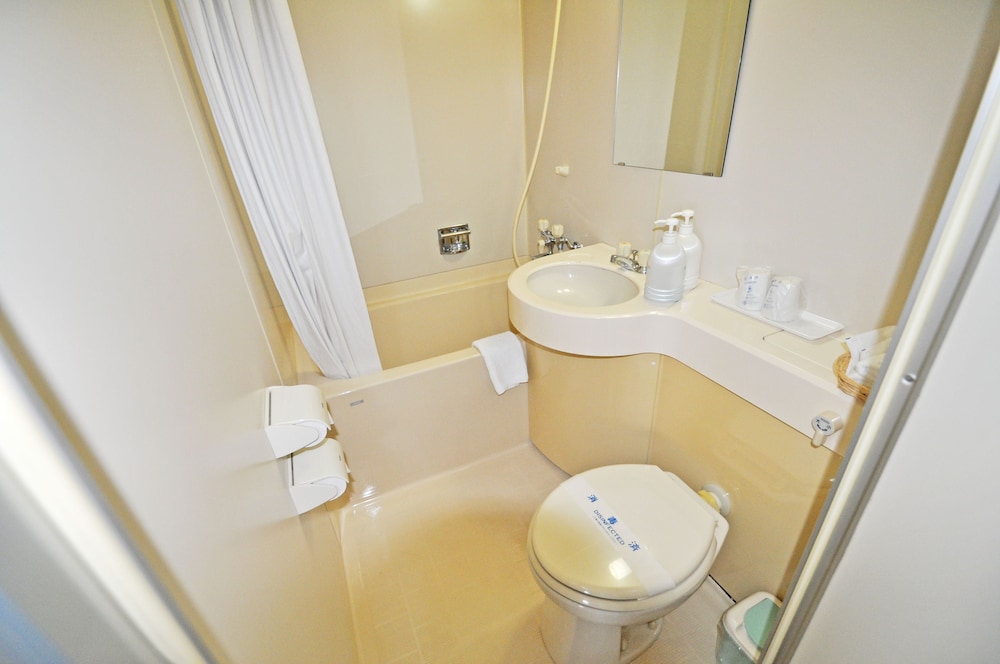Japanese-Style Room with Mountain View photo 2