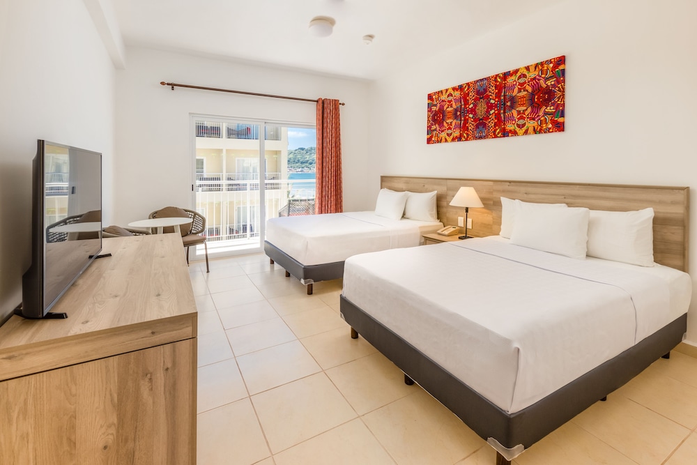 Standard Room, Non Smoking, Sea View photo 1