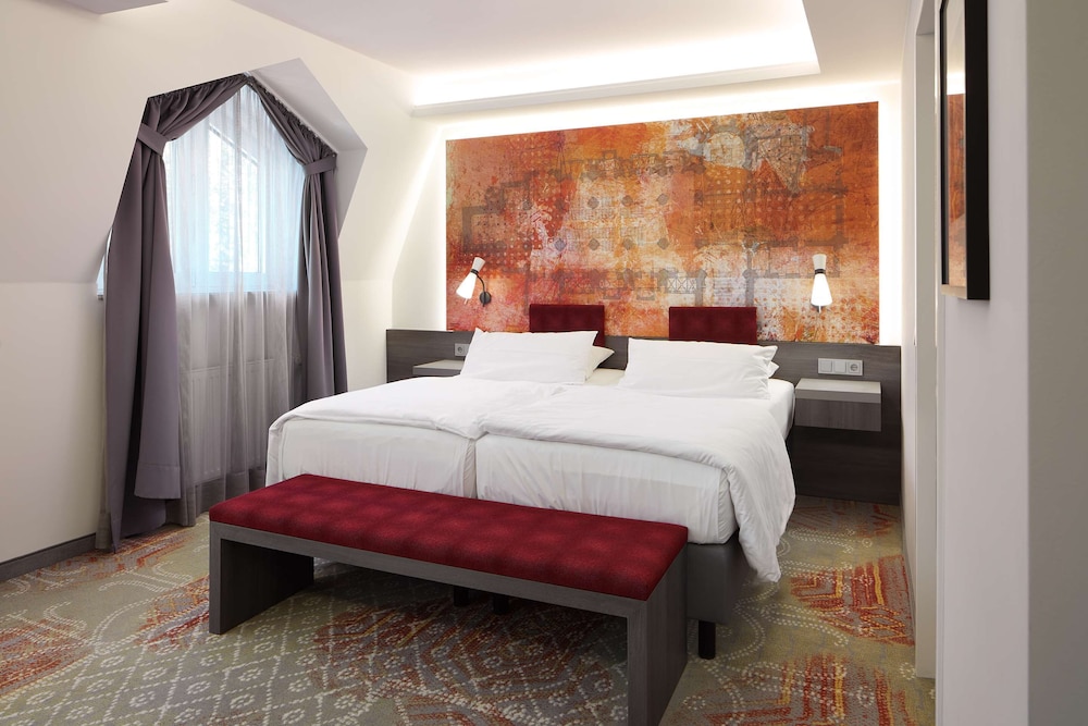 Superior Room, 1 Double Bed (Quiet Location)