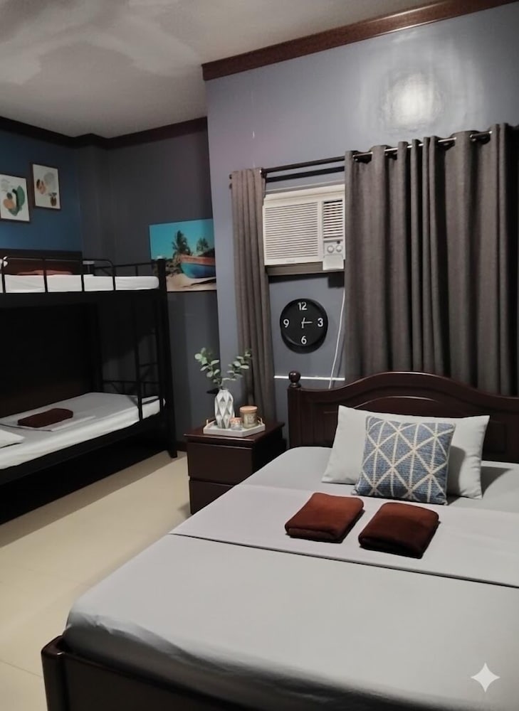 Quadruple Room photo 1