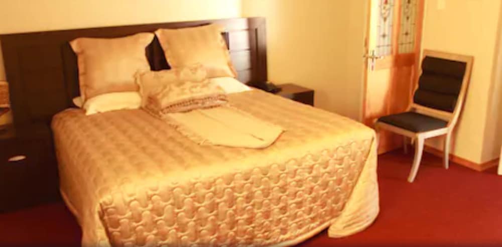 Standard Triple Room, Garden View photo 2