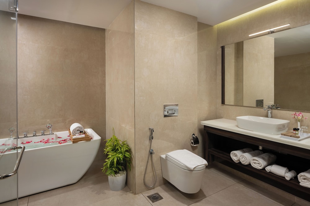 Executive Studio Suite