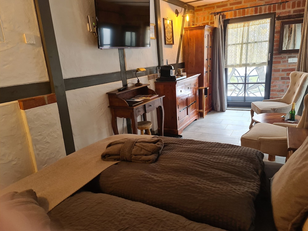 Classic Double Room, Garden View photo 1
